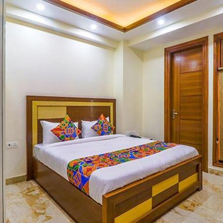 Fabhotel Star Corporate Suite Gurgaon Exterior photo